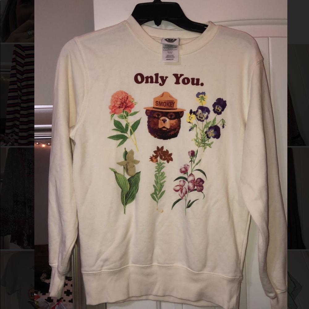 Smokey the bear sweatshirt